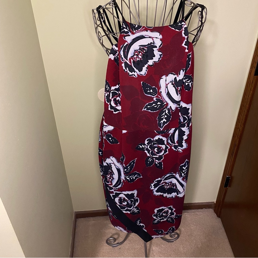 City Chic Red Floral Dress